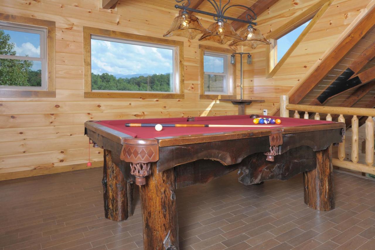 Ridge View Lodge Nature And Mountain View - Hot Tub - Firepit - Yard - Games Гатлинбург Экстерьер фото