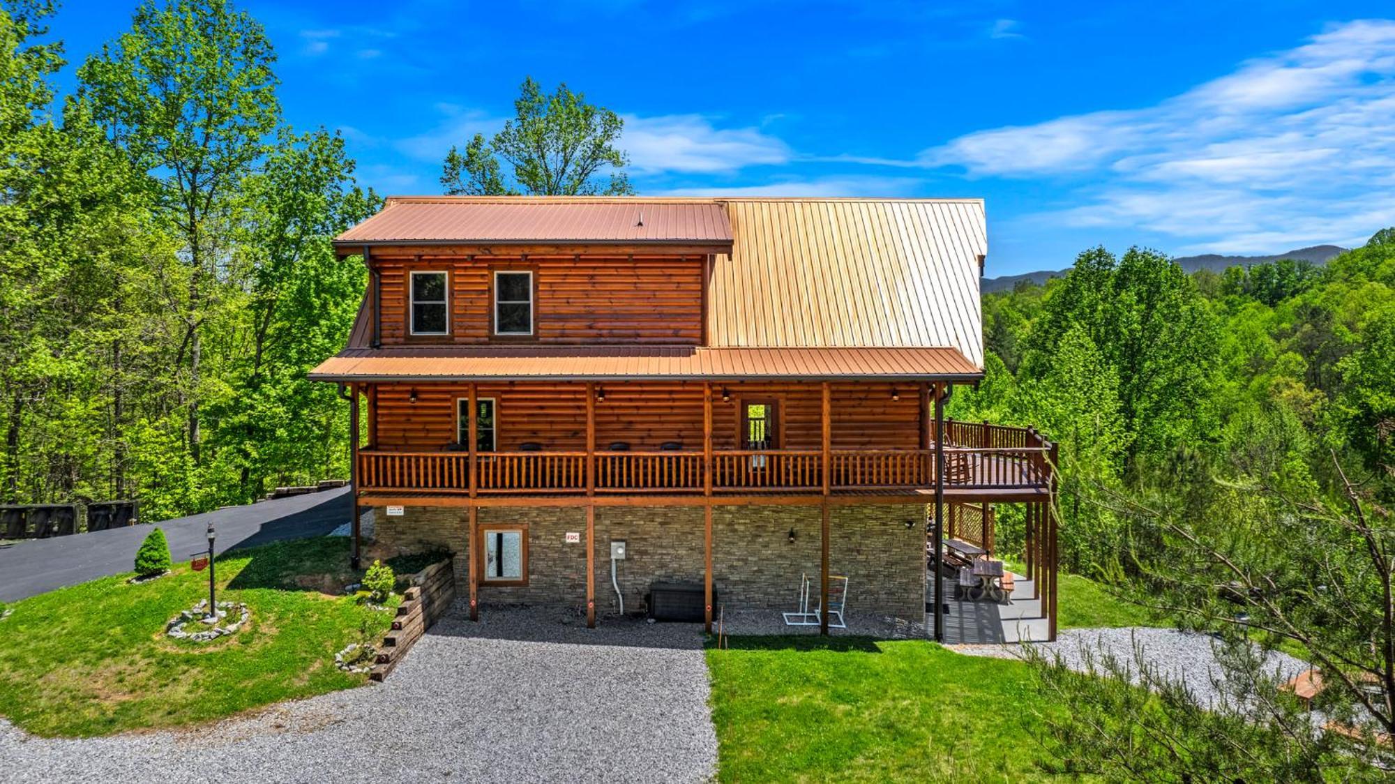 Ridge View Lodge Nature And Mountain View - Hot Tub - Firepit - Yard - Games Гатлинбург Экстерьер фото