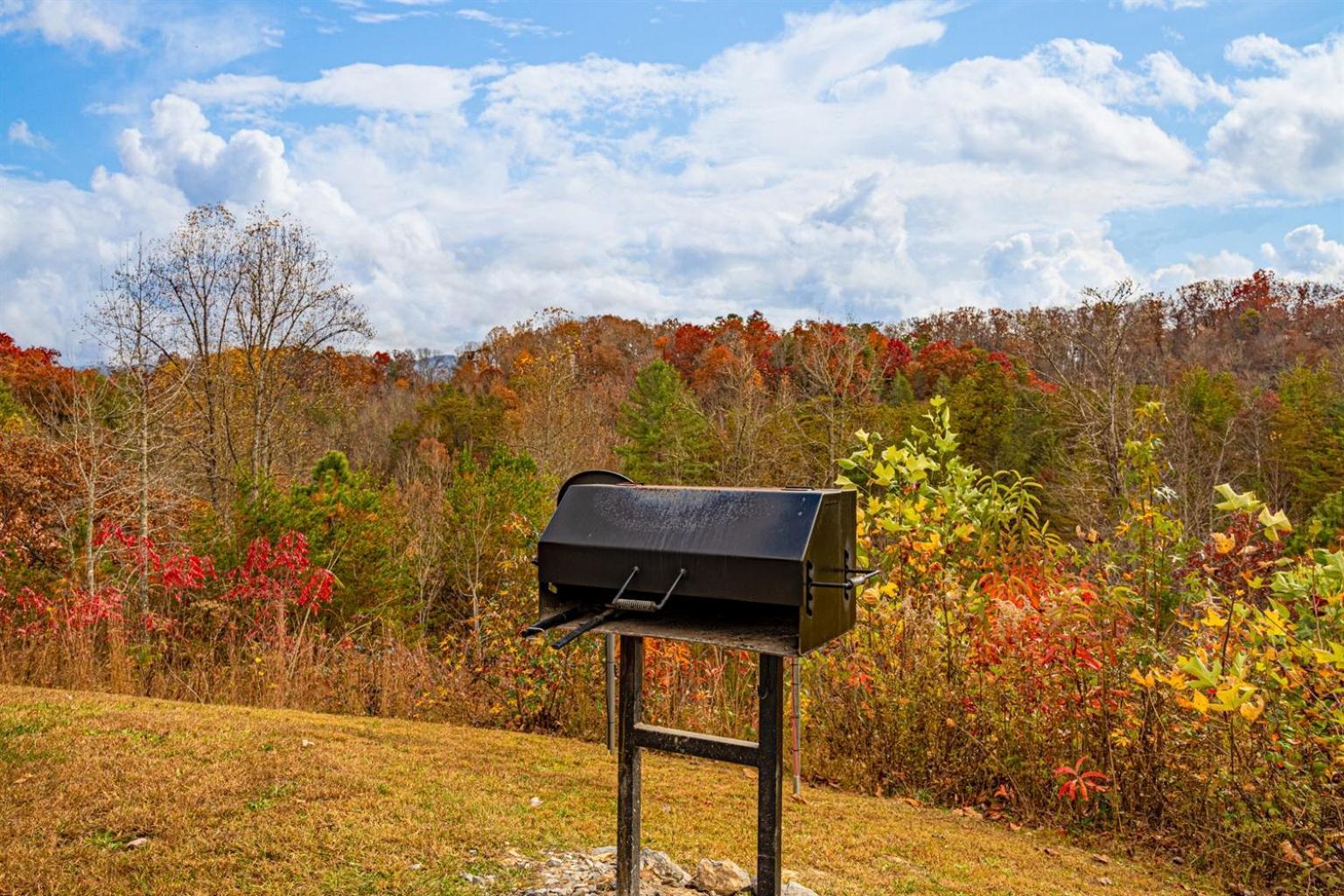 Ridge View Lodge Nature And Mountain View - Hot Tub - Firepit - Yard - Games Гатлинбург Экстерьер фото